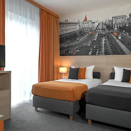 Mdm Centre Hotel 3*