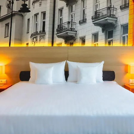 Mdm Centre Hotel