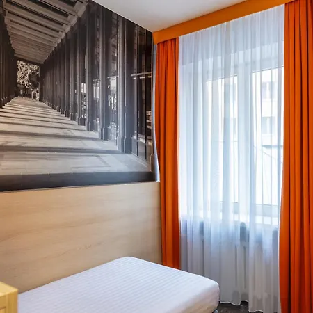 Mdm Centre 3* Varšava